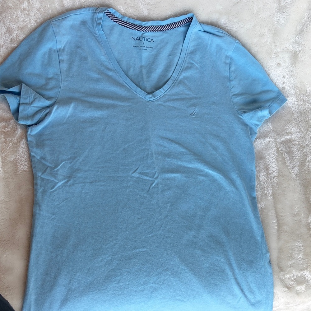Nautica Women's Blue V-Neck Tee | Size S